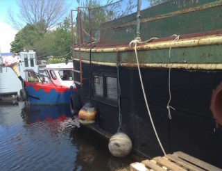 Double glazing for boats